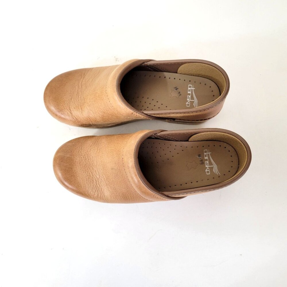 Dansko Professional Women's Honey Distressed Leather Clogs Size 38 EU US 7.5-8 - Picture 9 of 10